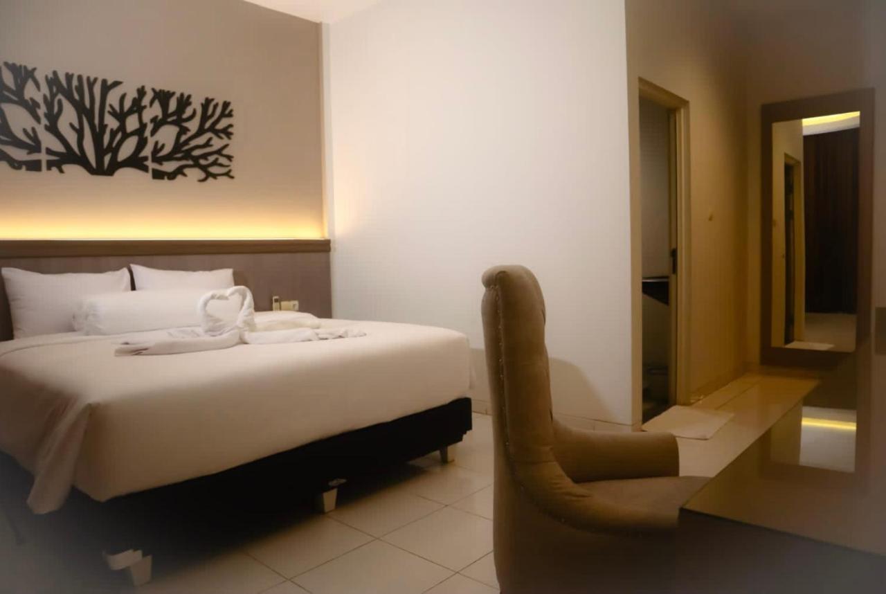 Front One Resort Indraloka Temanggung ภายนอก รูปภาพ