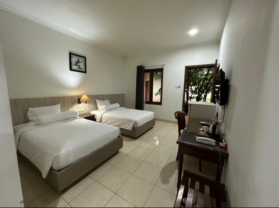 Front One Resort Indraloka Temanggung ภายนอก รูปภาพ