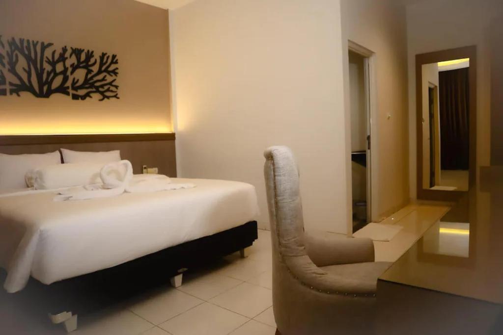 Front One Resort Indraloka Temanggung ภายนอก รูปภาพ